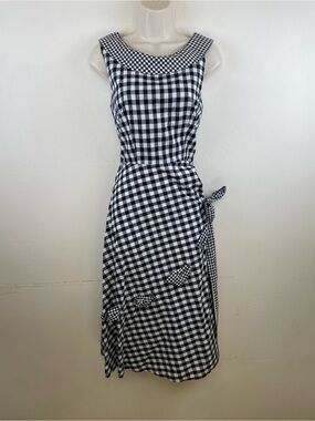 Clocolor Black & White Gingham Retro Vibe Sleeveless Wrap Midi Dress